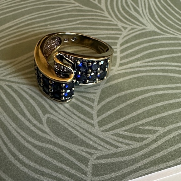 Sapphire Bypass Ring - Picture 3 of 9